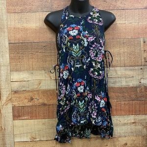 She + Sky Floral Sleeveless Tunic
